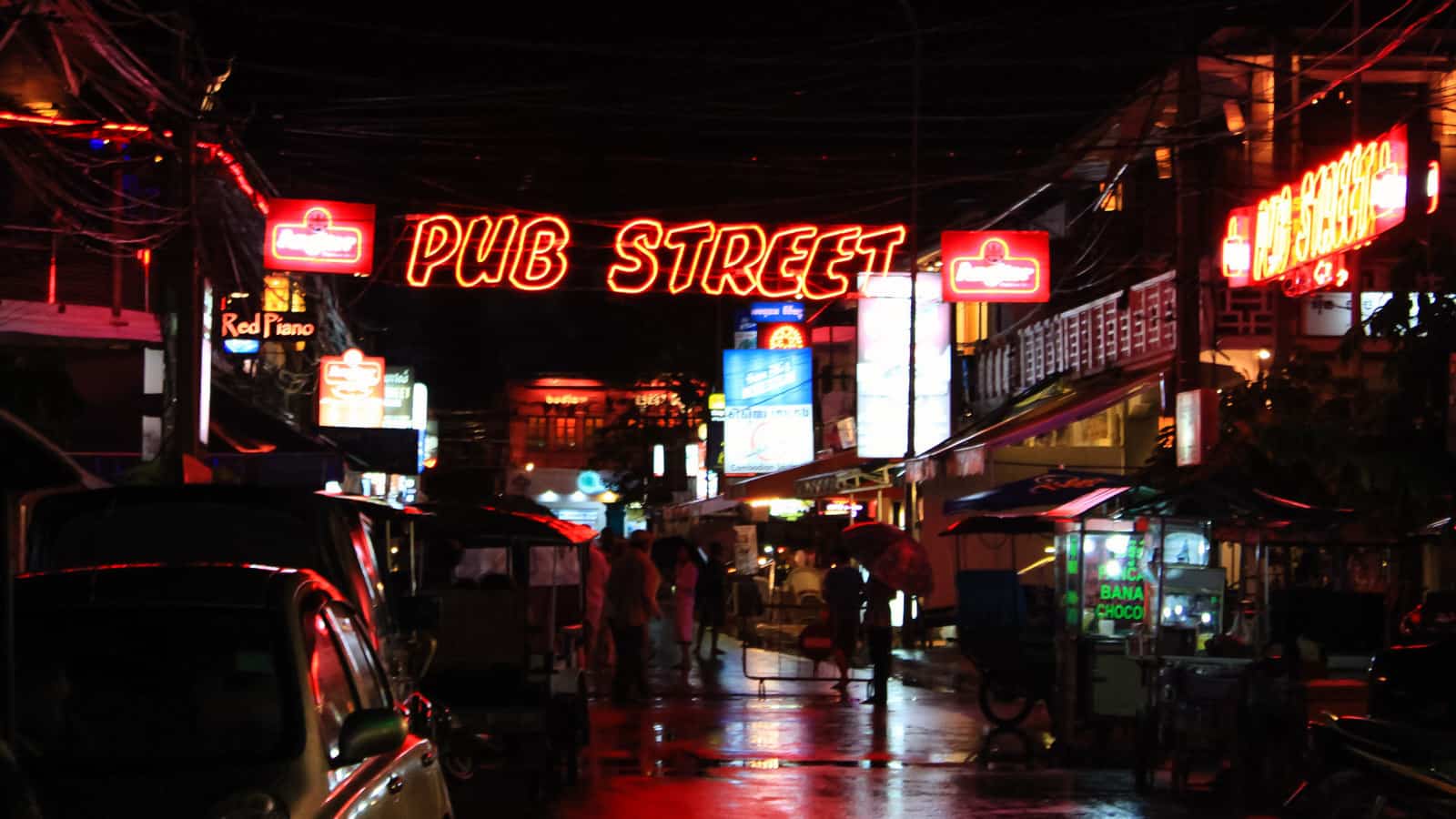 酒吧街和吴哥夜市，暹粒，柬埔寨