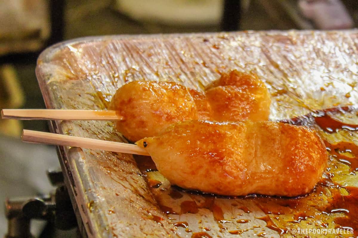 Mitarashi Dango。烤肉串米饭。甜甜的，很饱腹!